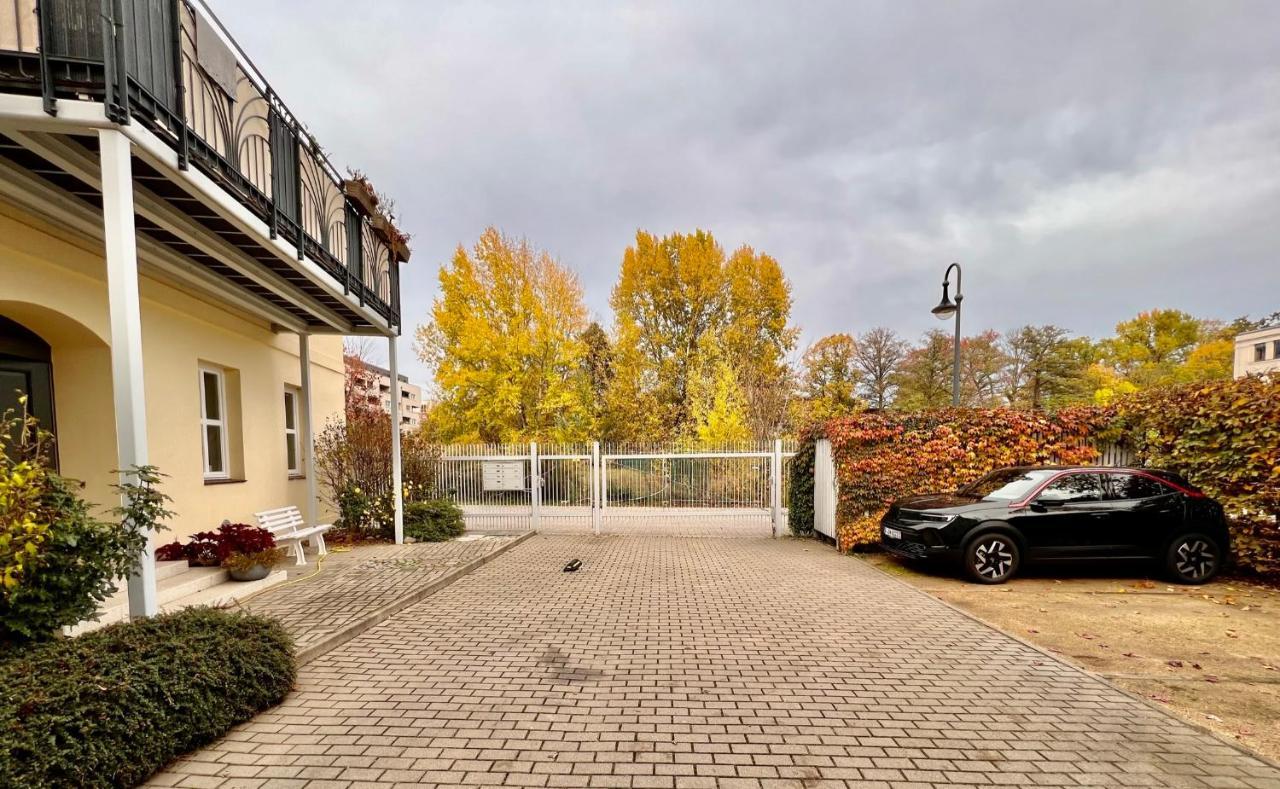 Kungs Ferienwohnung Cottbus Exteriör bild
